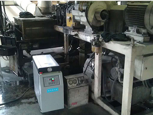 擠出專(zhuān)用溫控機(jī)